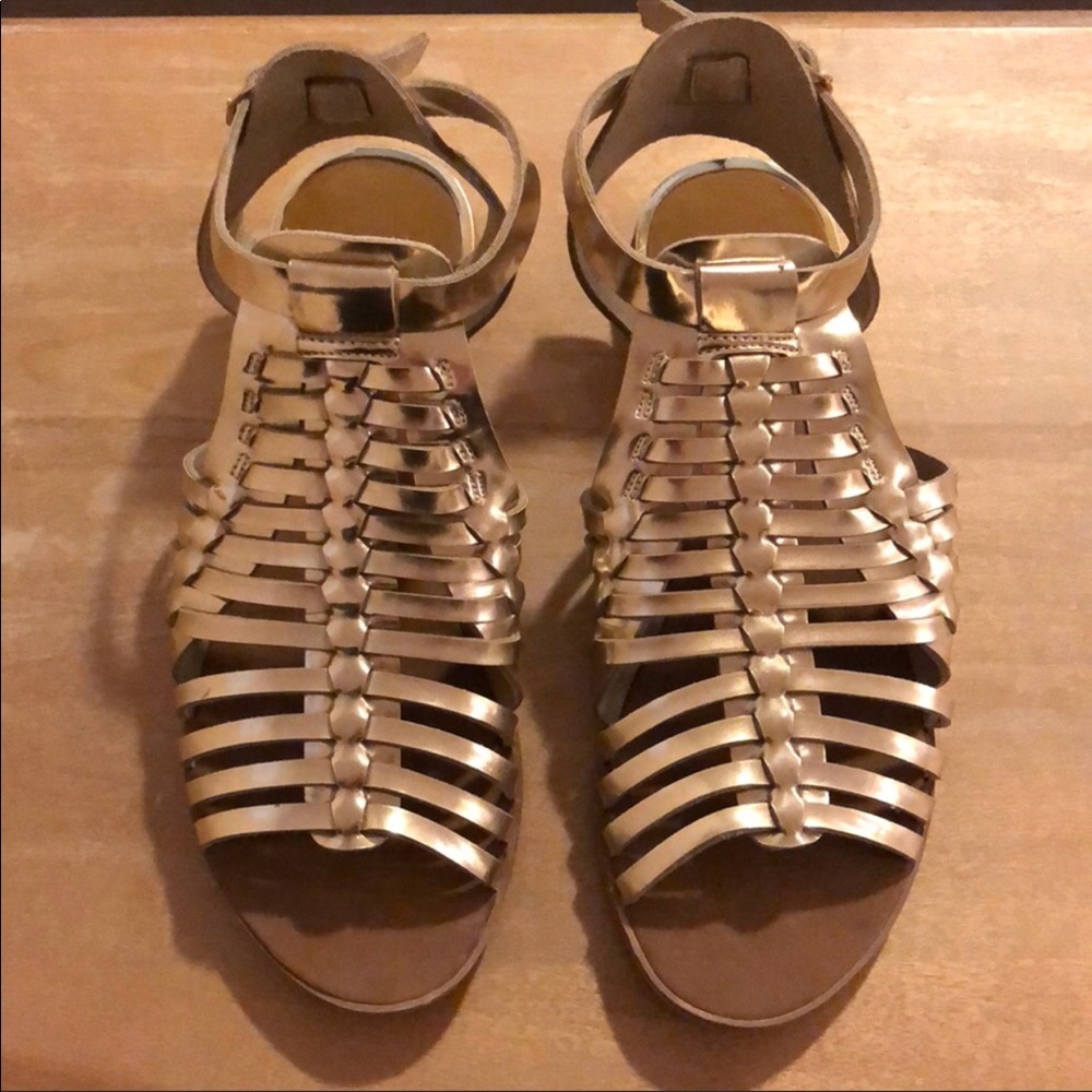 GOLD LEATHER GLADIATOR SANDALS